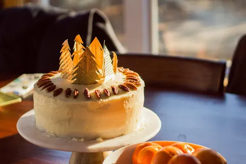 火锅蛋糕，生日蛋糕，甜点，蛋糕，食物，焦糖，糖霜，奶油