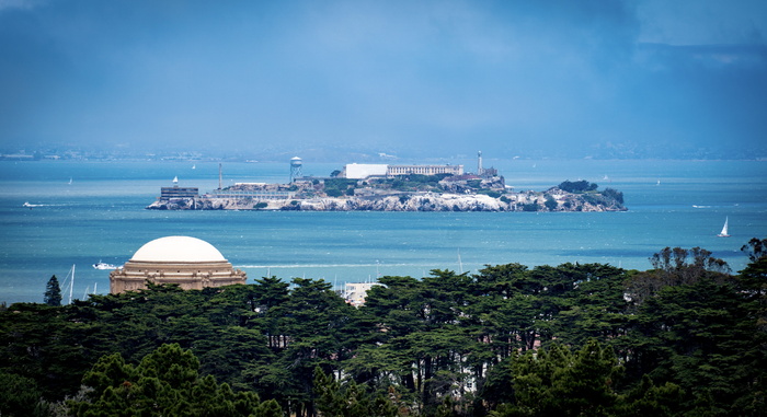 美国旧金山，水，树，天空，美术宫，恶魔岛，海湾