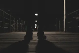 人，站立，木制，桥梁，夜间，剪影，鞋子，深色