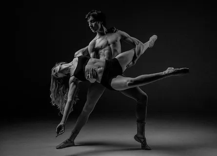 灰度照片,男人,女人跳舞,照片,携带,女人,灰度,人 灰度照片,男人,女人跳舞,照片,携带,女人,灰度,人