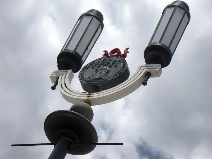 科英布拉、鲁米纳里亚、天空、低角度视图、云天、自然、无人、路灯