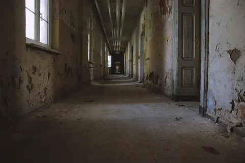 迷失的地方，帮派，建筑，门，内部，失效，废弃，建筑