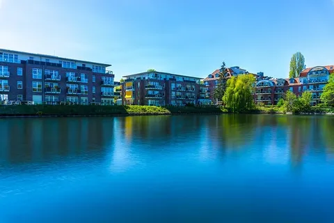 建筑、建筑、城市、日光、酒店、房屋、镜像、现代 建筑、建筑、城市、日光、酒店、房屋、镜像、现代