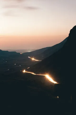 山、山、高地、日落、天空、峰顶、山脊、风景的剪影