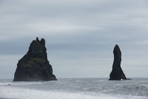 reynisdrangar、cliff、冰岛、beach reynisfjara、troll、legend、sea、nature