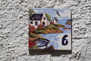 瓷砖，陶器，套装设计师，陶瓷，号码，地址，街道，艺术和工艺