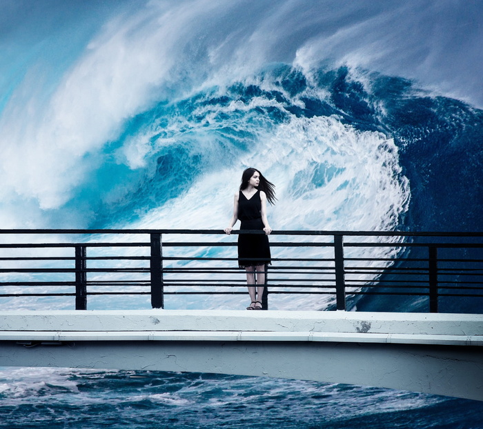 黑发女人，桥画，海，海，水，浪，自然