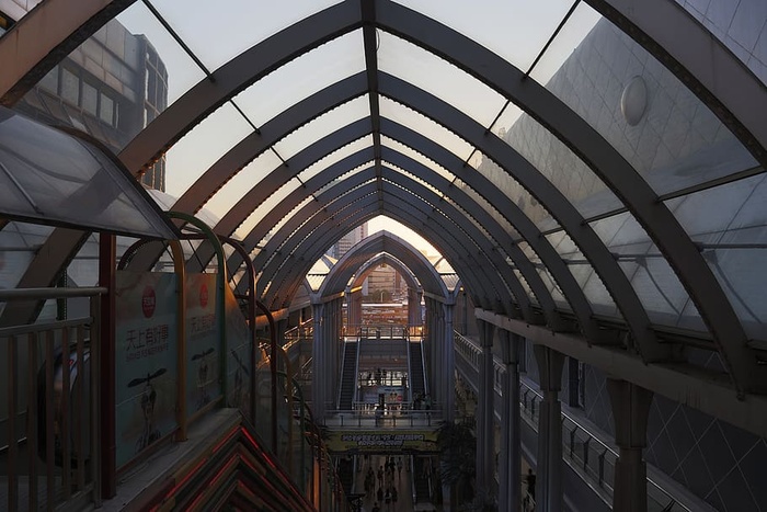 武汉，光谷步行街，建筑，建筑，建筑结构，室内，拱门，天花板