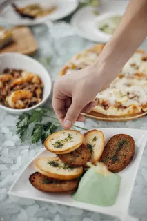 采摘烤面包的人 采摘烤面包的人