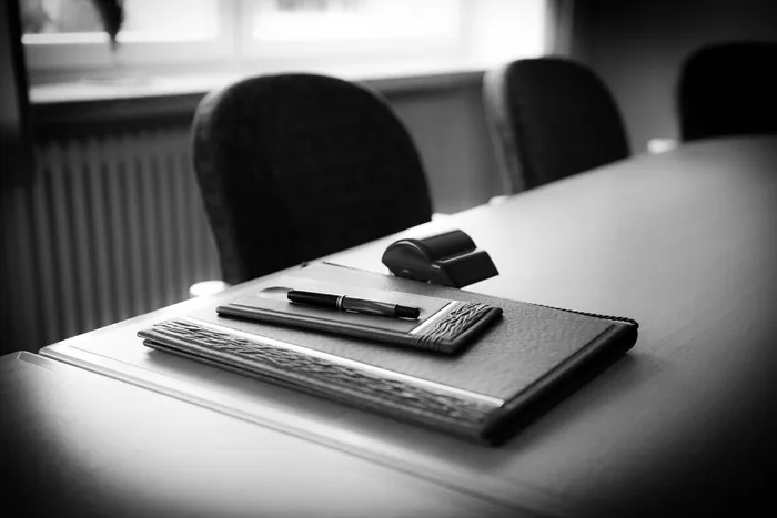 证书、文件、办公桌、办公室、室内、桌子、技术、关注前景