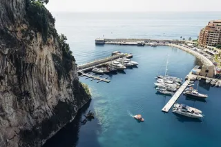 建筑、海湾、海滩、船只、城市、港口、岛屿、山脉