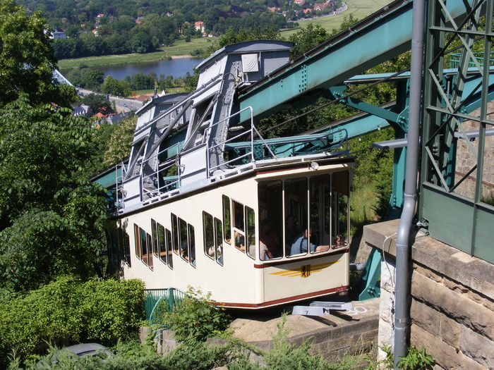 德累斯顿，schwebebahn，德累斯顿loschwitz，long eugen，建筑结构，植物，建筑，树木
