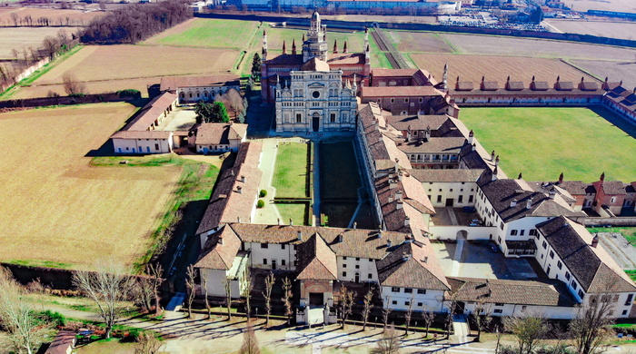 certosa di pavia，pavia，前视图，圣母院，教堂，鸟瞰图，无人机，修道院