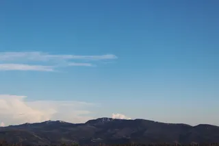 山，蓝色，天空，绿色，山脉，白天，云，空中