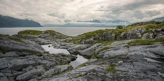 岩石，平台，身体，水，灰色，岩石，悬崖，蓝色