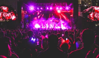 音乐会，音乐会人群，人群，音乐，音乐家，光，明亮，颜色