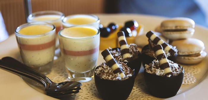 澳大利亚，蓝山，椰子，餐具，下午茶，甜食，盘子，巧克力