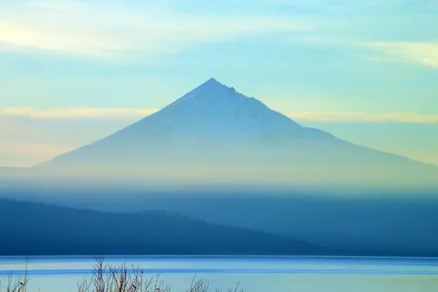 山,自然,雾,湖,风景,雾,湖,和平,景观 山,自然,雾,湖,风景,雾,湖,和平,景观