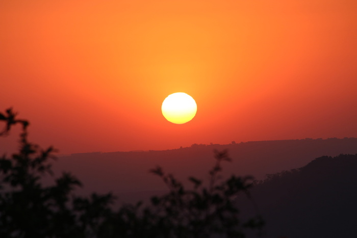 太阳、下午、地平线、太阳、田野、自然、风景、天空
