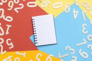 白色条纹笔记本