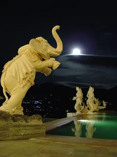 夜晚,月亮,大象,雕像,石雕,石头,创意,雕塑 夜晚,月亮,大象,雕像,石雕,石头,创意,雕塑