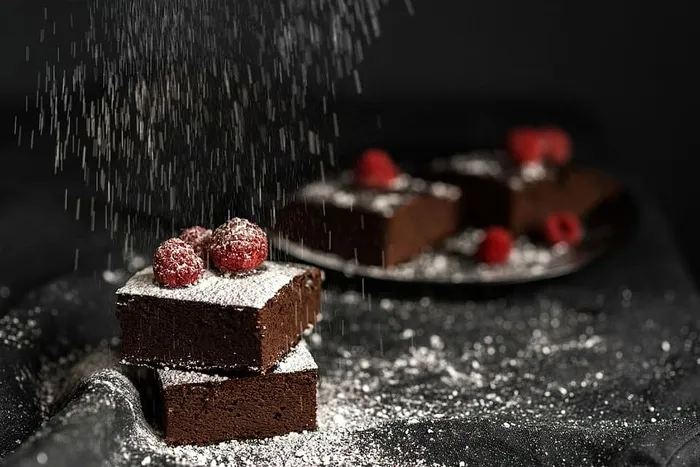 无麸质红豆布朗尼配花生酱