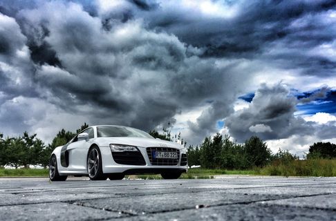 银色奥迪r 8，r8，停车，开阔，野外，灰色，云朵，奥迪，r8