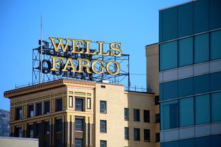 建筑、室外、室外、建筑、城市、商业、室外、天空