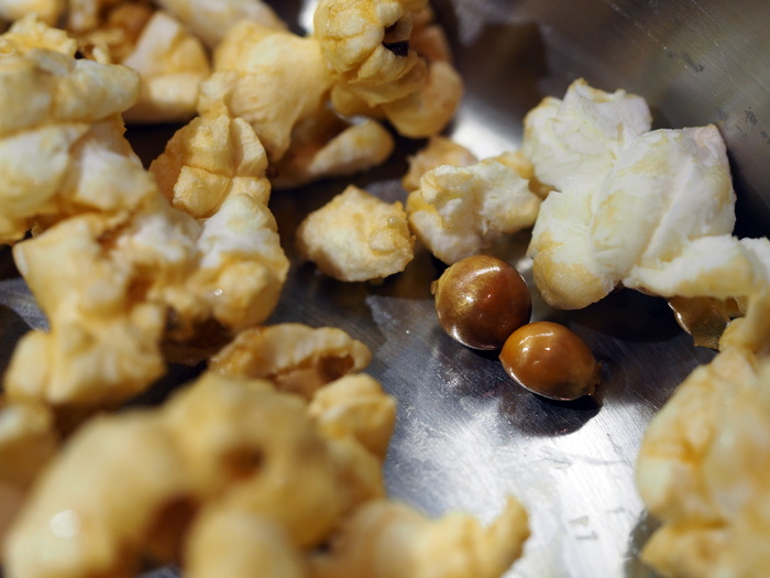 玉米，爆米花，焦糖，糖果，空白，食品，食品和饮料，新鲜度
