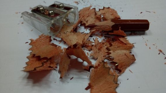 磨损，卷笔刀，绘画，学校，木材，研磨机，磨损，使用