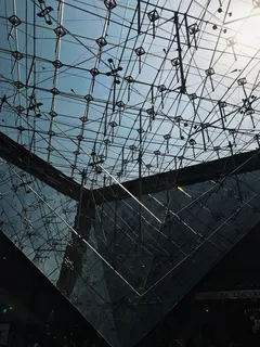 法国，巴黎，卢浮宫博物馆，建筑，建筑结构，低视角，无人，天空