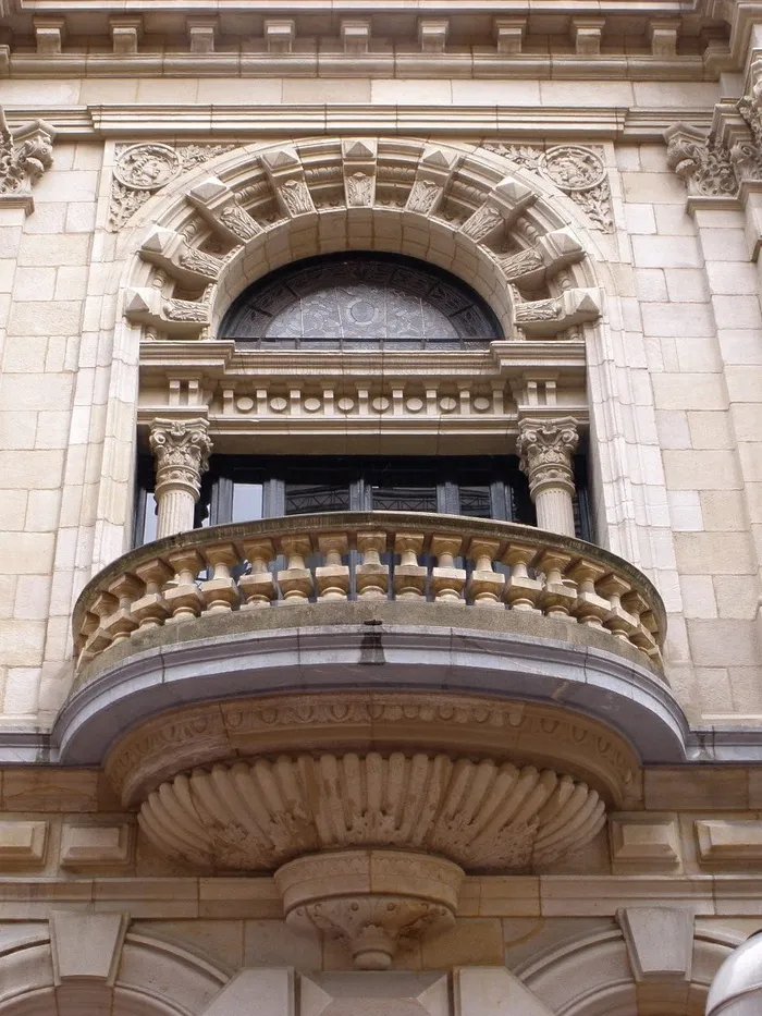 维兹卡亚论坛、阳台、毕尔巴鄂、宫殿、议会、西班牙、立面、历史建筑