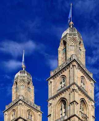 市中心、符号、边缘、反射、光、金、石、新教