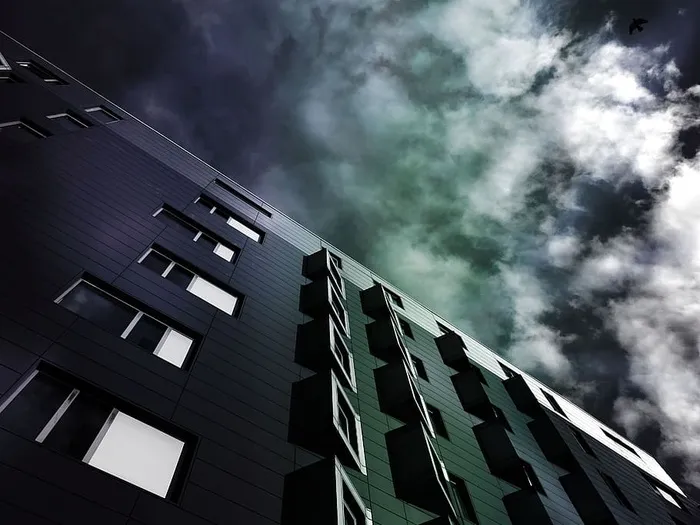 黑白、建筑、建筑、窗户、黑白、低角度拍摄、单色、透视