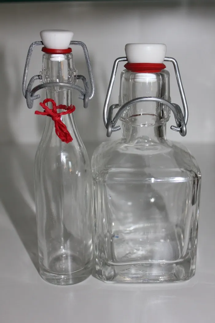 玻璃，瓶子，红色，透明，玻璃-材料，容器，静物，瓶子
