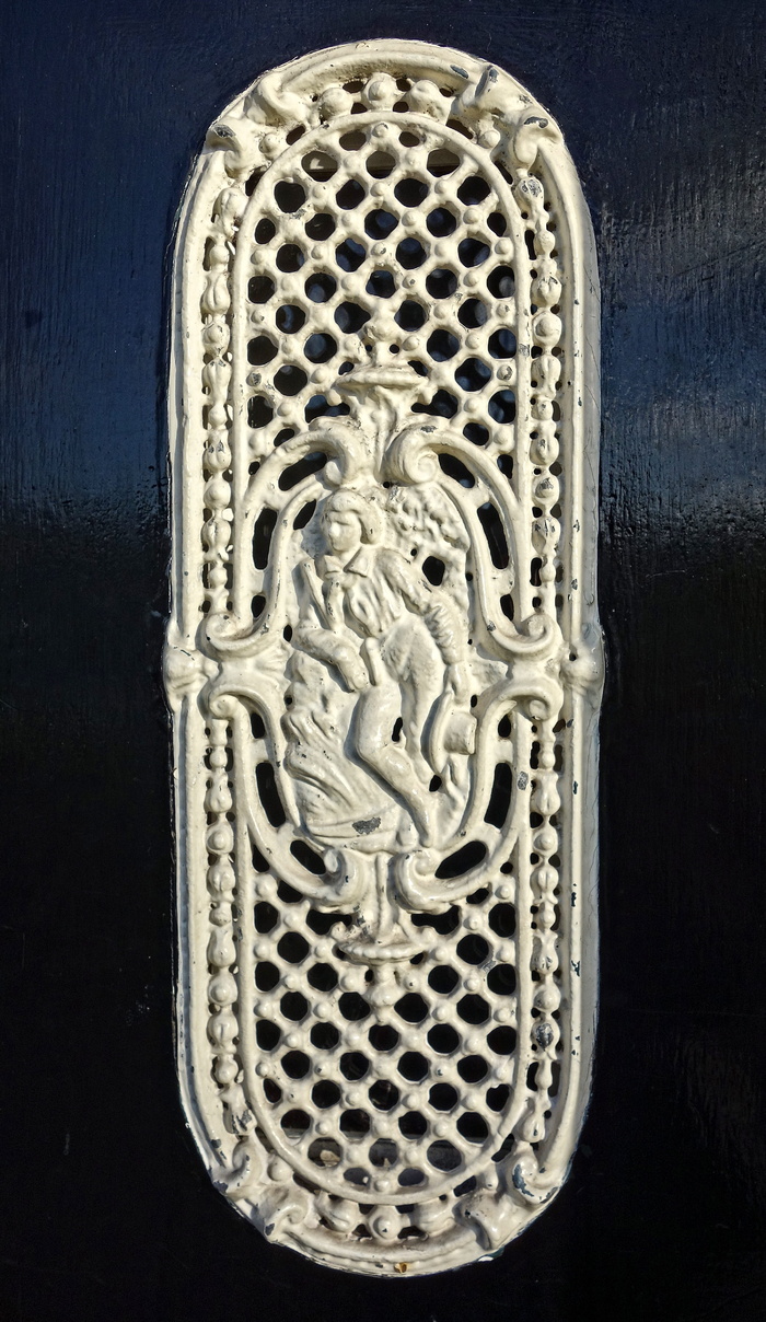 椭圆形，白色，金属人装饰，门格栅，格栅，锻造，格栅，装饰