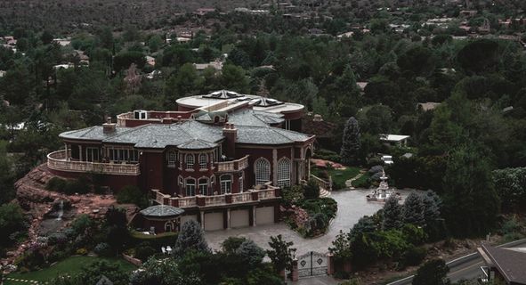 美国，塞多纳，圣十字架教堂，森林，房屋，山脉，自然，树木