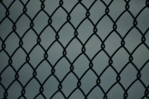 栅栏、格栅、球体、链条、轮廓、窗户、扶手、栏杆