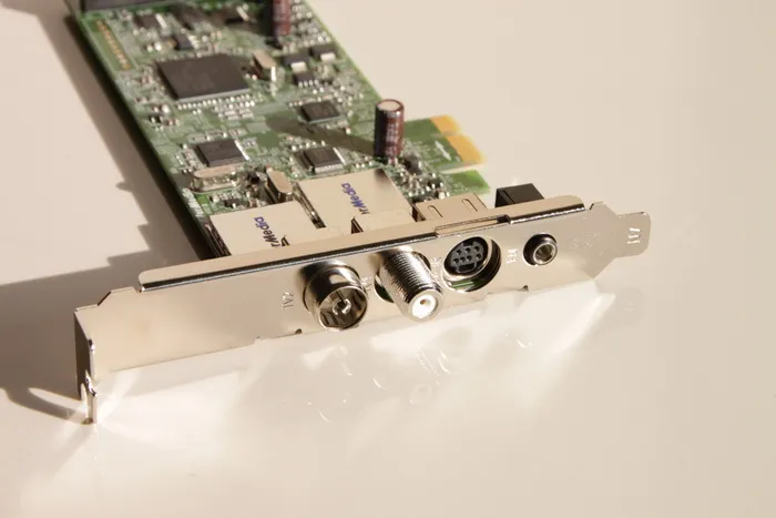 avermedia、avertv、card、dual、dvb、dvb-s、dvb-t、h 264