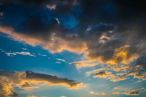 黎明时的天空景色 黎明时的天空景色