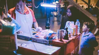 新加坡, 新加坡富丽敦酒店, 童年, 真实的人, 男人, 儿童, 男孩, 偶然的人