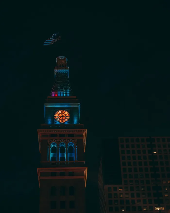 夜空下的大本钟