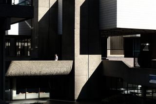 灰色混凝土露台，英国，巴比肯，伦敦，剪影，建筑，海报，拼贴