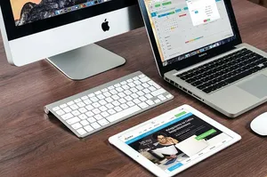 ipad、魔术键盘、桌子、macbook、苹果、imac、电脑、屏幕