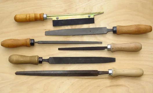 文件、工具、套装、工艺品、金属、管道、木质材料、室内