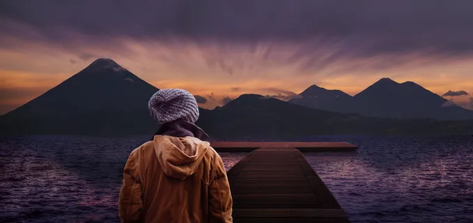 男子，灰色，针织，帽子，站立，棕色，木制，路径