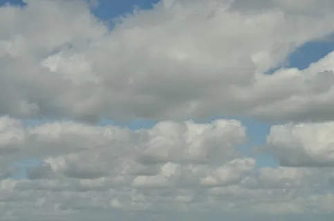 空气,云,积云,积云,风,白色,灰色,云-天空 空气,云,积云,积云,风,白色,灰色,云-天空