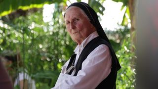 奶奶，老年人，老年人，老年妇女，肖像，老年人，第三年龄，妇女