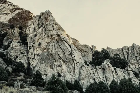 云天下的落基山 云天下的落基山