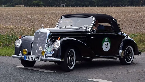 梅赛德斯-奔驰220 cabriolet、oldtimer、auto、classic、automotive、怀旧、交通、交通方式 梅赛德斯-奔驰220 cabriolet、oldtimer、auto、classic、automotive、怀旧、交通、交通方式